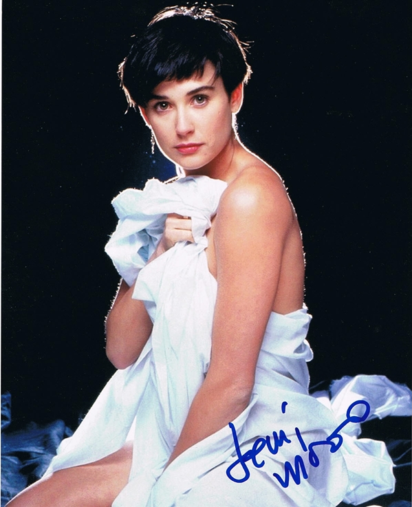 DEMI MOORE Ghost AUTOGRAPH Signed 8x10 Photo